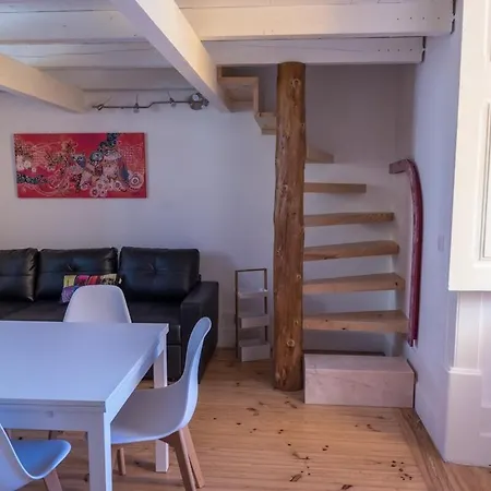 Апартаменты Feelcoimbra Castelo Boutique 111 *